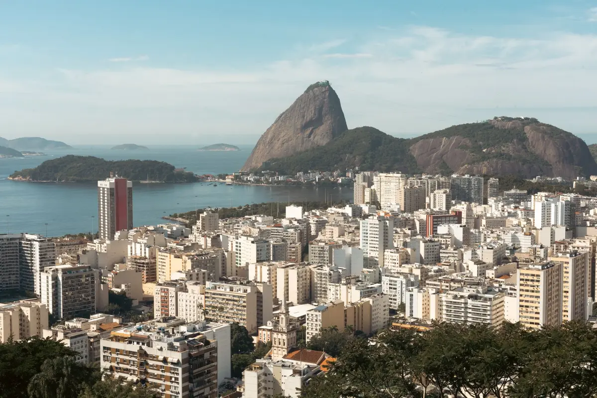 Acompanhantes no Bairro Maracanã - Rio de Janeiro - RJ