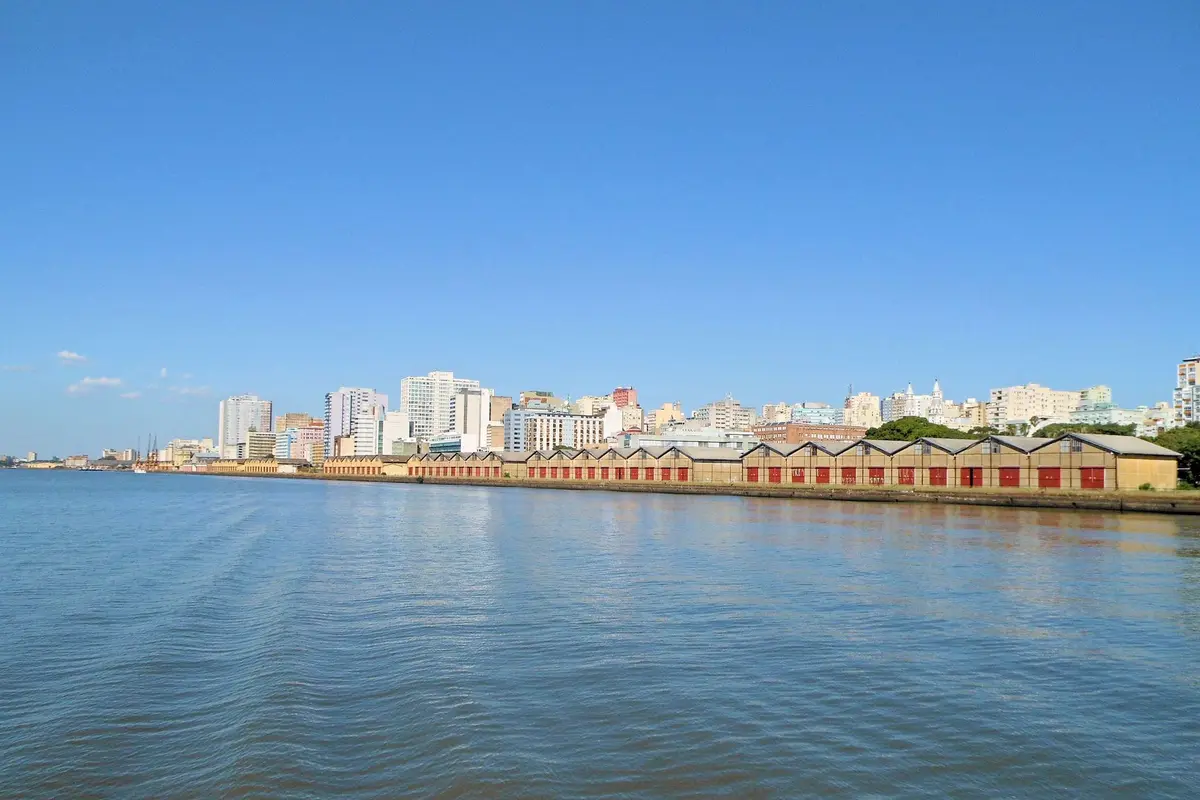 Acompanhantes no Bairro Pedra Redonda - Porto Alegre - RS